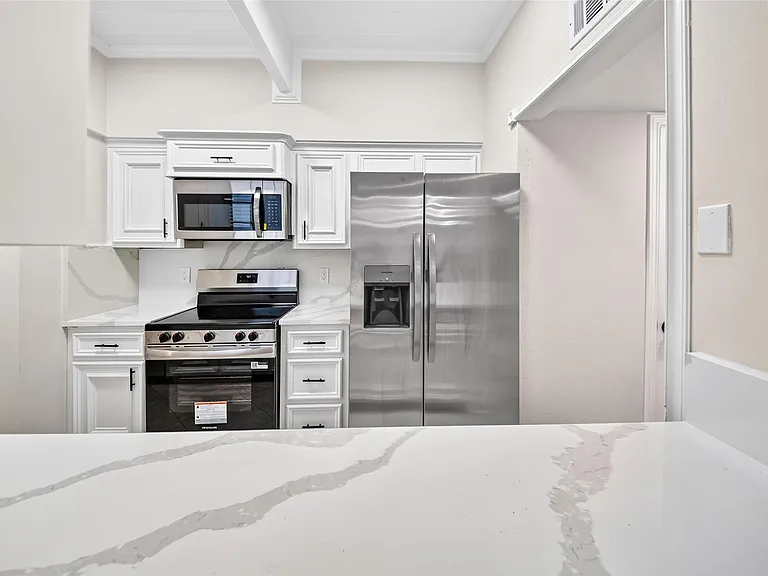 5328 Brownway St #B15 — Photo 8