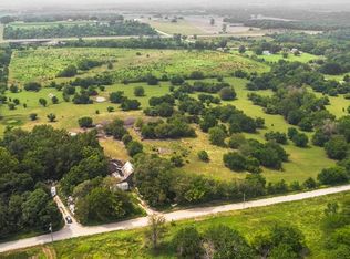 27360 Victory Rd, Paola, KS 66071