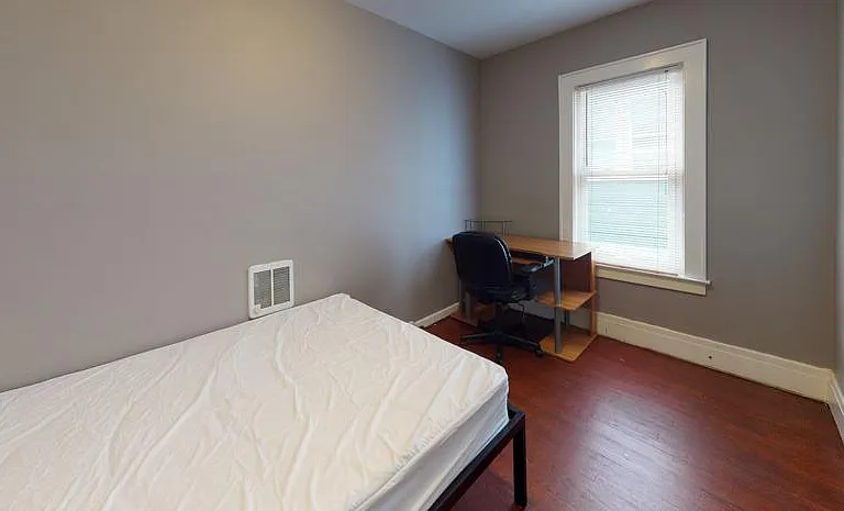201 Comstock Ave #2R — Photo 7