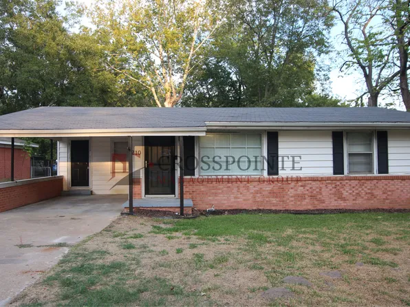 210 Mount Sylvan St, Lindale, TX 75771