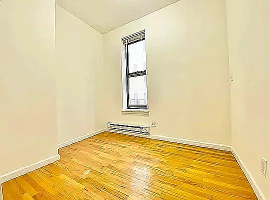 2nd image of 243 W 107th St APT 3W