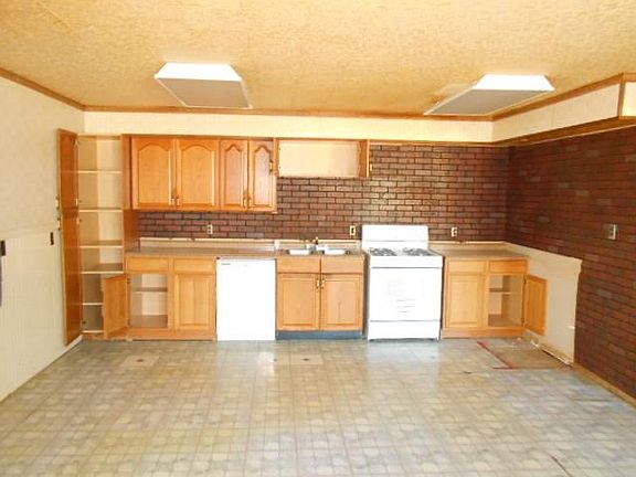 2nd image of 2451 S 13th St
