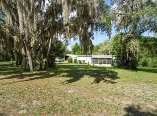 10084 Country Rd, Weeki Wachee, FL 34613