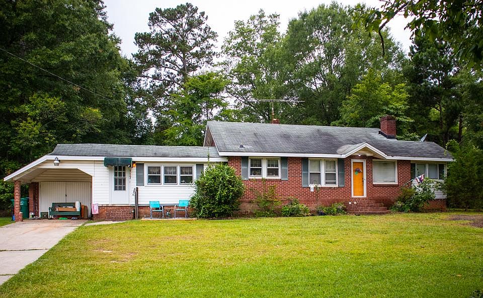 1st image of 717 Laurel Ave E