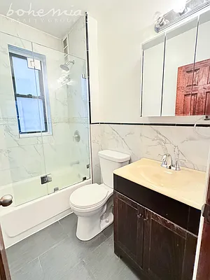 Rented by Bohemia Realty Group | media 10