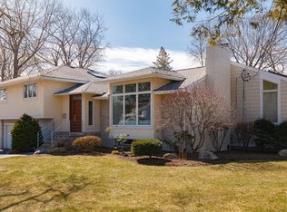 22 Burdean Rd, Newton, MA 02459