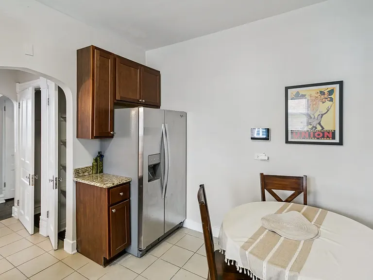 311 W Park Ave — Photo 10