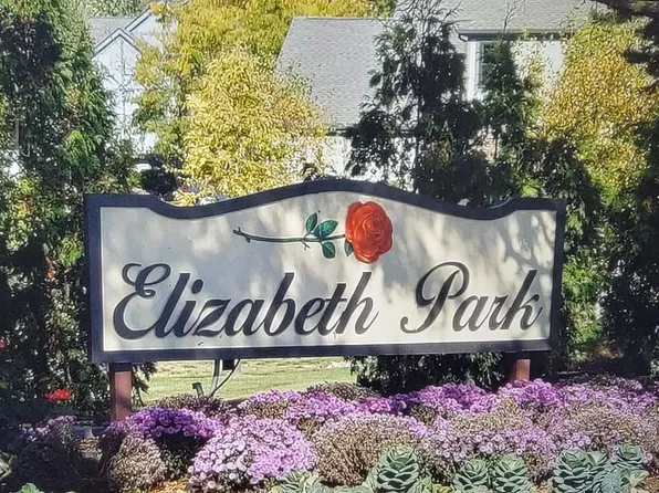 354 Essex Ct #3-C, Wood Dale, IL 60191