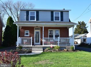 474 E Main St, Leola, PA