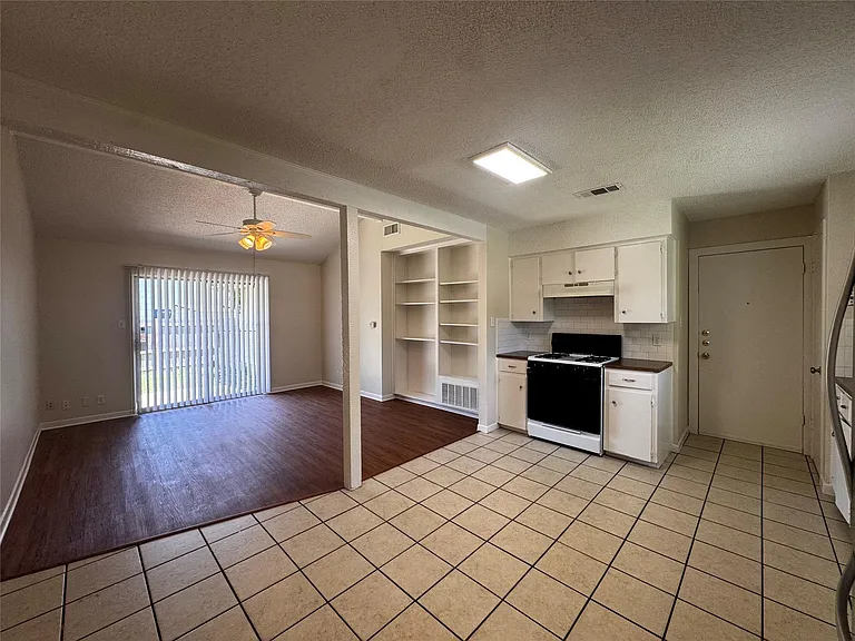 5916A Cherry Loop — Photo 3
