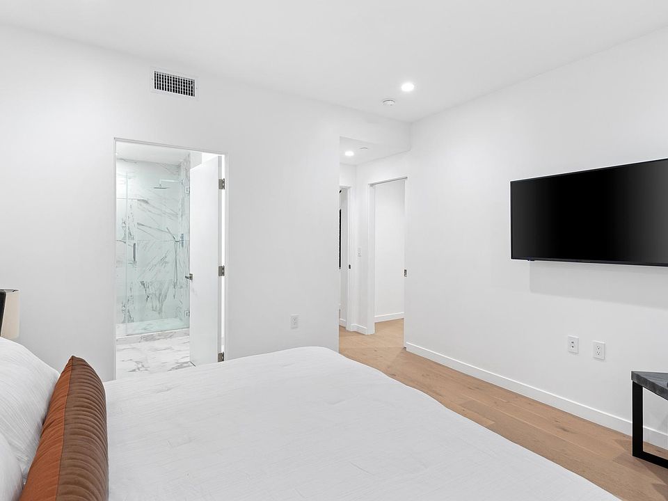 Master Bedroom with King Sized Bed