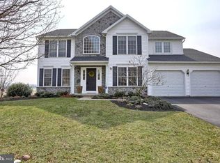 116 Running Creek Dr, Sinking Spring, PA 19608