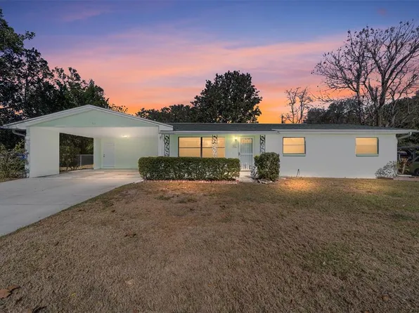 911 NE 45th St, Ocala, FL 34479