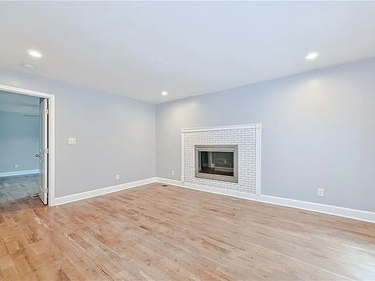 1421 Thunderwood Ct SW — Photo 7