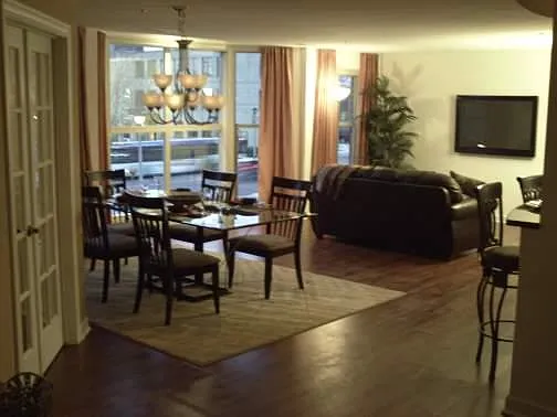 920 Marquette Ave #304 — Photo 7