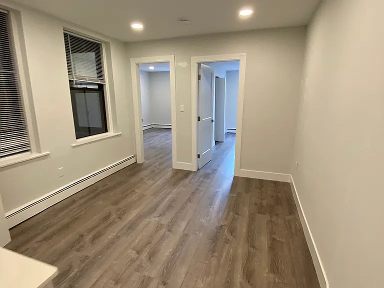 44 Joy St #6 — Photo 2