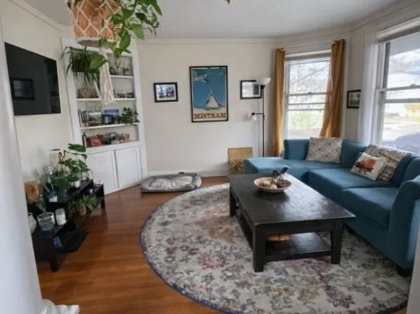 215 Center St, Ithaca, NY 14850
