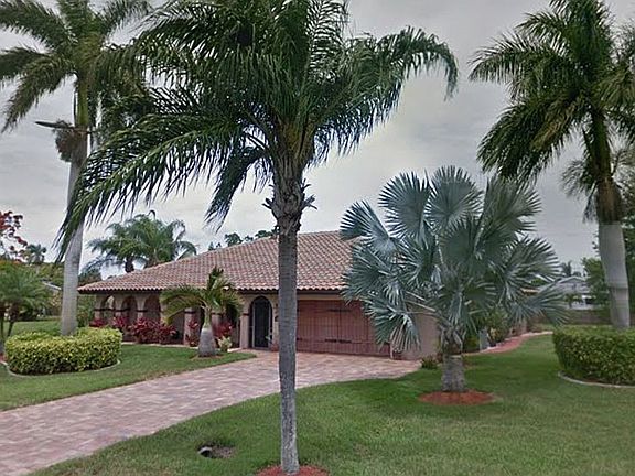 Paver driveway with updated 