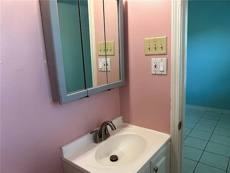 725 Oakwood Dr — Photo 14