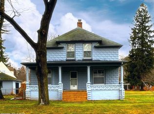 720 Portage Ave, Three Rivers, MI 49093