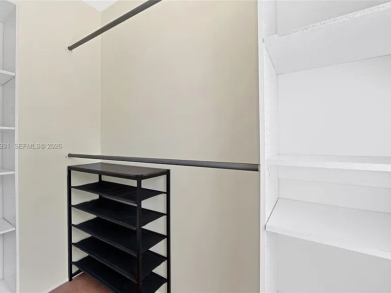 109 NW 6th Ave #8 — Photo 11