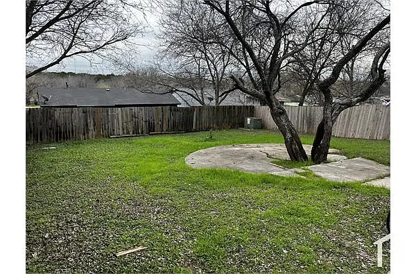 Building Photo - 6919 Shannon Dr
