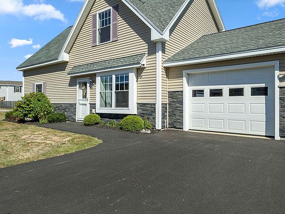 4th image of 12 Boulder Lane