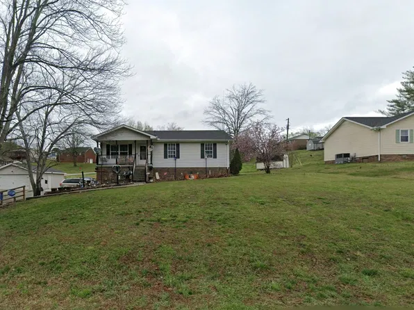 124 Sanders Dr, Brush Creek, TN 38547