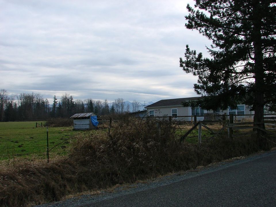 1st image of 9307 258th Ave E