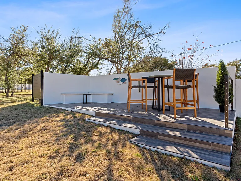 20806 Northland Cir — Photo 35