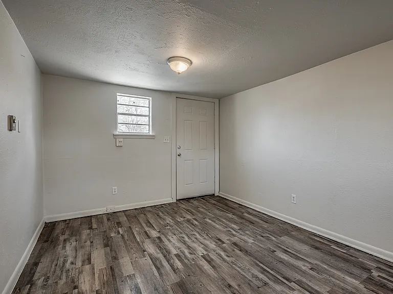 2309 N Florida Ave — Photo 7