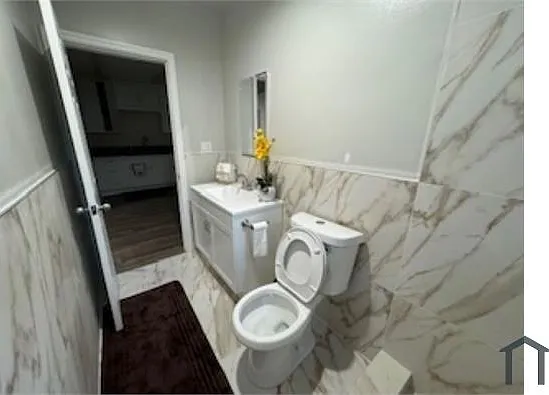7040 Crebs Ave — Photo 15
