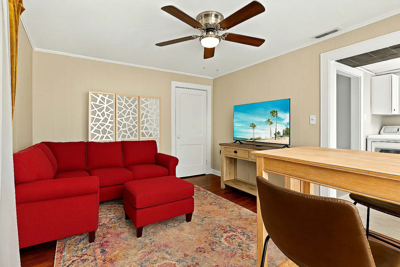 3 bed, 1150 sqft, $2,950 — Photo 1