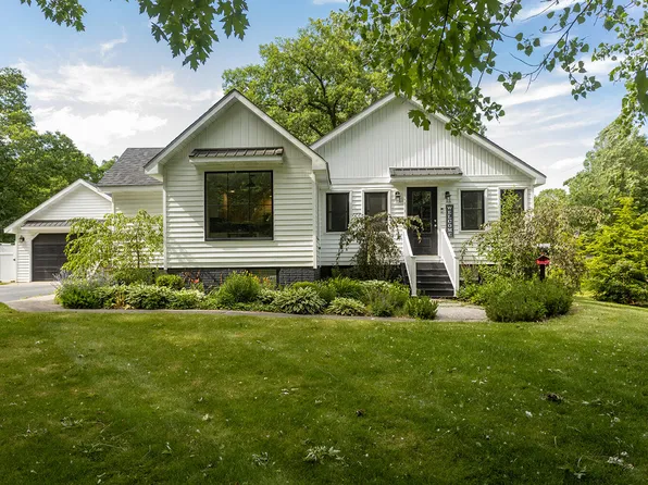 2140 E 1300 N, Wheatfield, IN 46392