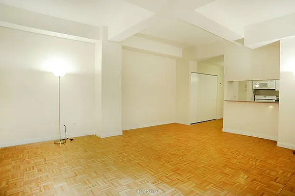 Rented by Town Residential | media 5