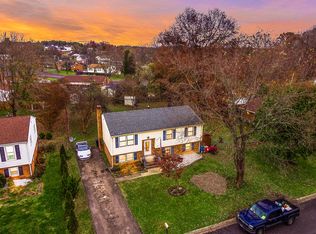 2817 Embassy Cir, Roanoke, VA 24019