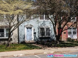 19825 Wheelwright Dr, Gaithersburg, MD 20886