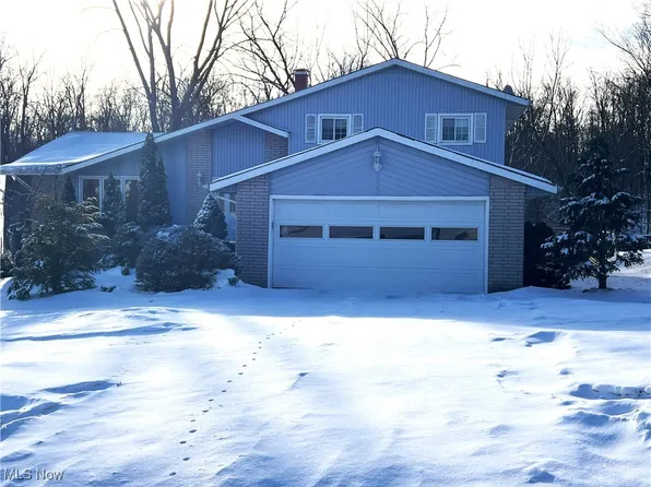 2721 Fleger Dr, Parma, OH 44134