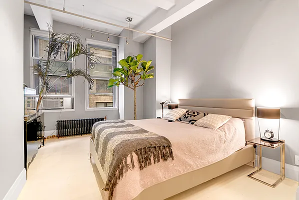 Rented by Compass | media 22