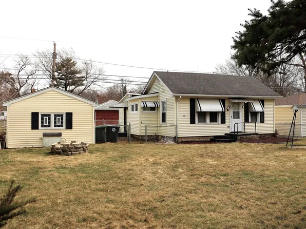 1107 State St, Hobart, IN 46342