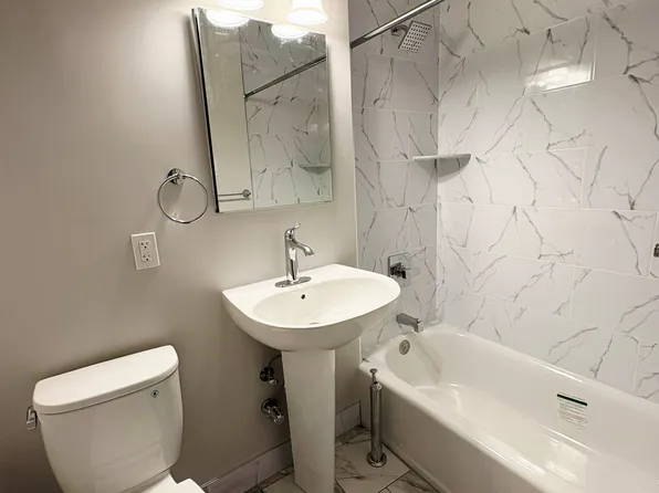 149 Marine Avenue image 8 of 8