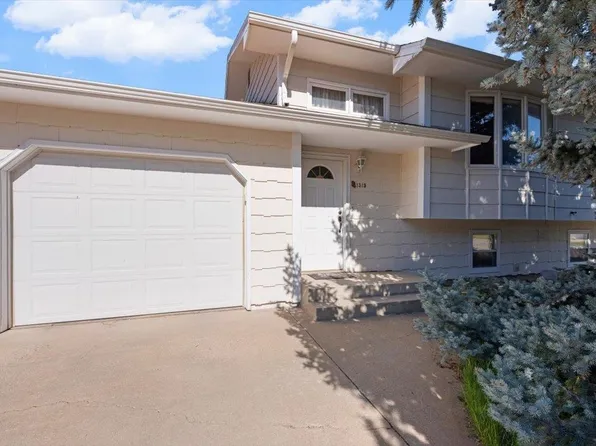 1315 Cardinal Ct, Spearfish, SD 57783