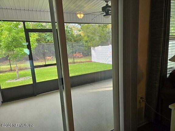 3rd image of 558 PALACE Drive