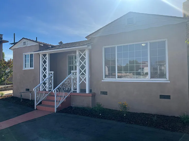 3887 Ocean View Blvd — Photo 50