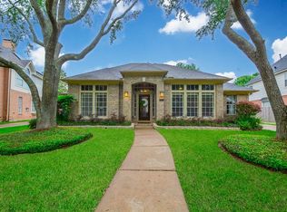 815 Whitby Ct, Sugar Land, TX 77479