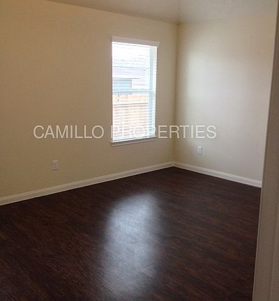 5th image of 14430 Platzer Dr