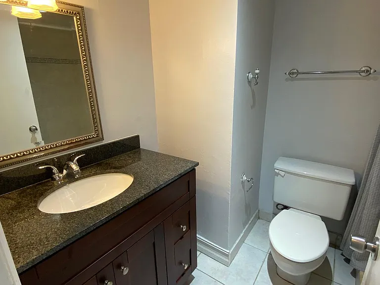 9125 SW 77th Ave #303 — Photo 9