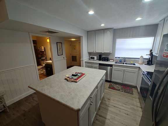 4th image of 5230 S View Point