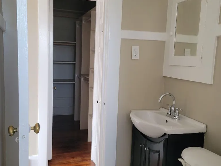 Historic Worthington Manor Apartments — Photo 24