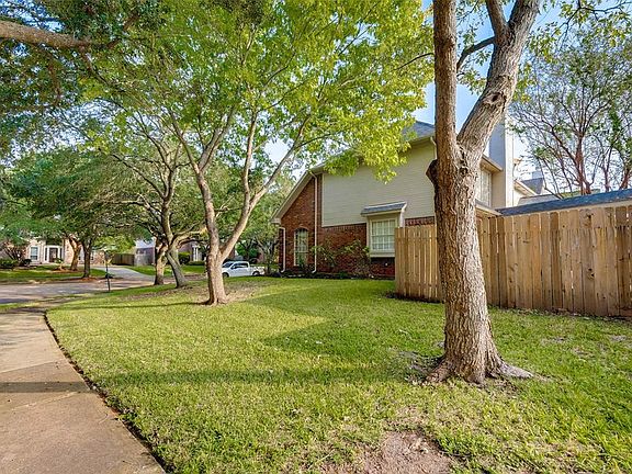 4th image of 6210 Spencers Glen Way